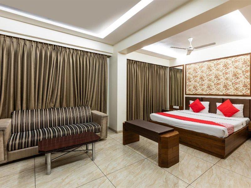 Collection O Surya Hotel โบปาล ภายนอก รูปภาพ