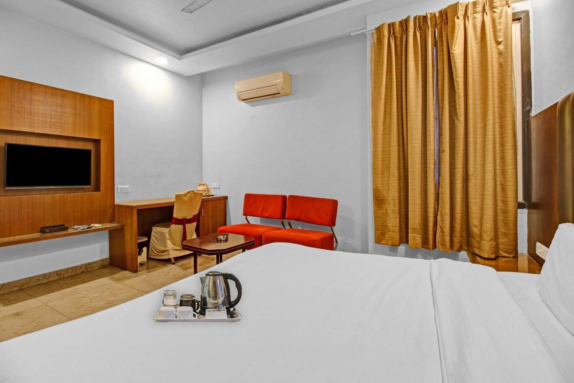 Collection O Surya Hotel โบปาล ภายนอก รูปภาพ