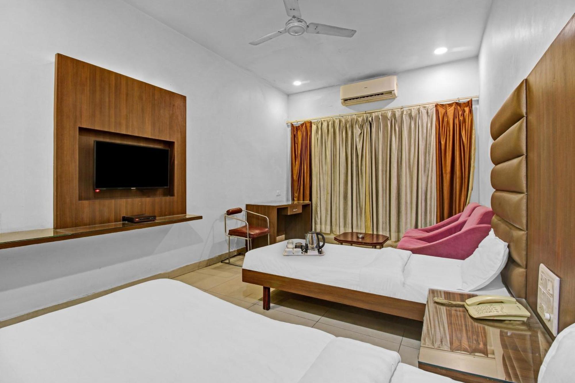 Collection O Surya Hotel โบปาล ภายนอก รูปภาพ